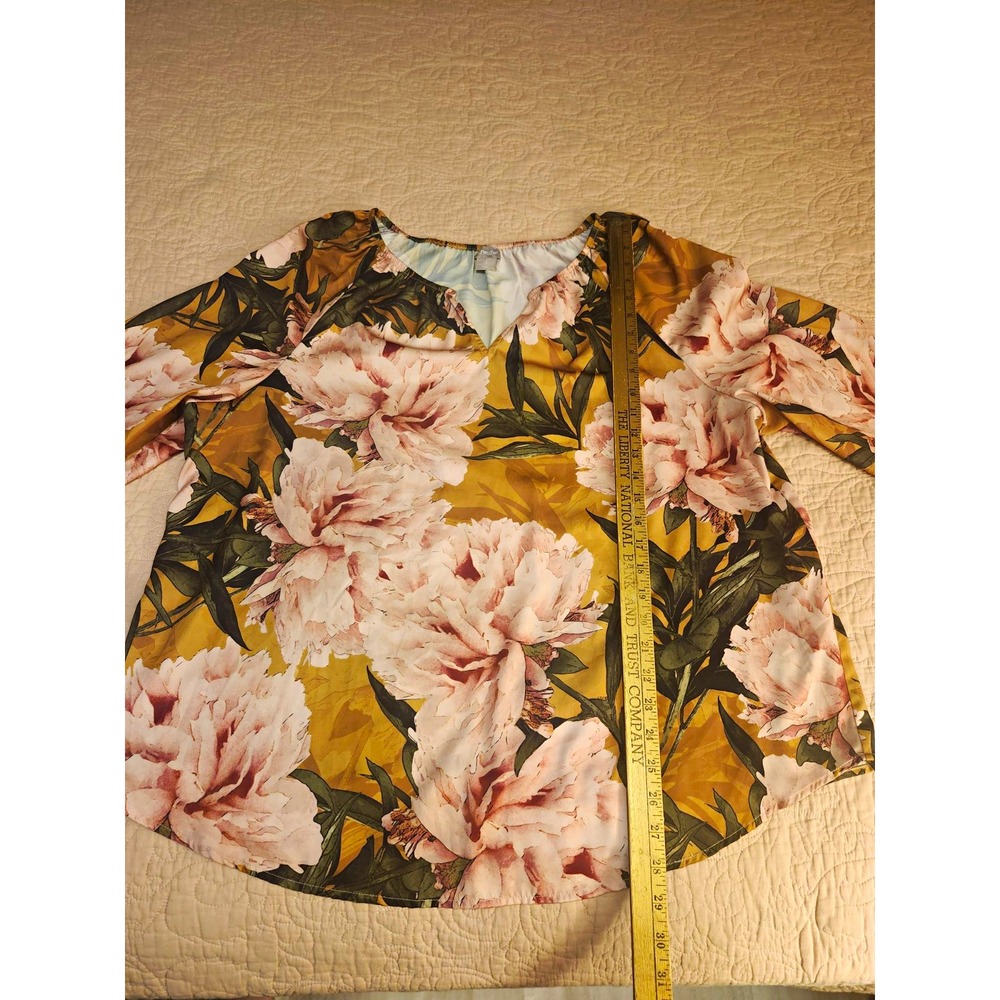 Chicos Women 2XL Gold Floral V-Neck Long Sleeve Pullover Ruffle Blouse Size 3